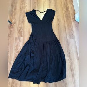 Women's Black V-Neck Tiered Maxi Dress